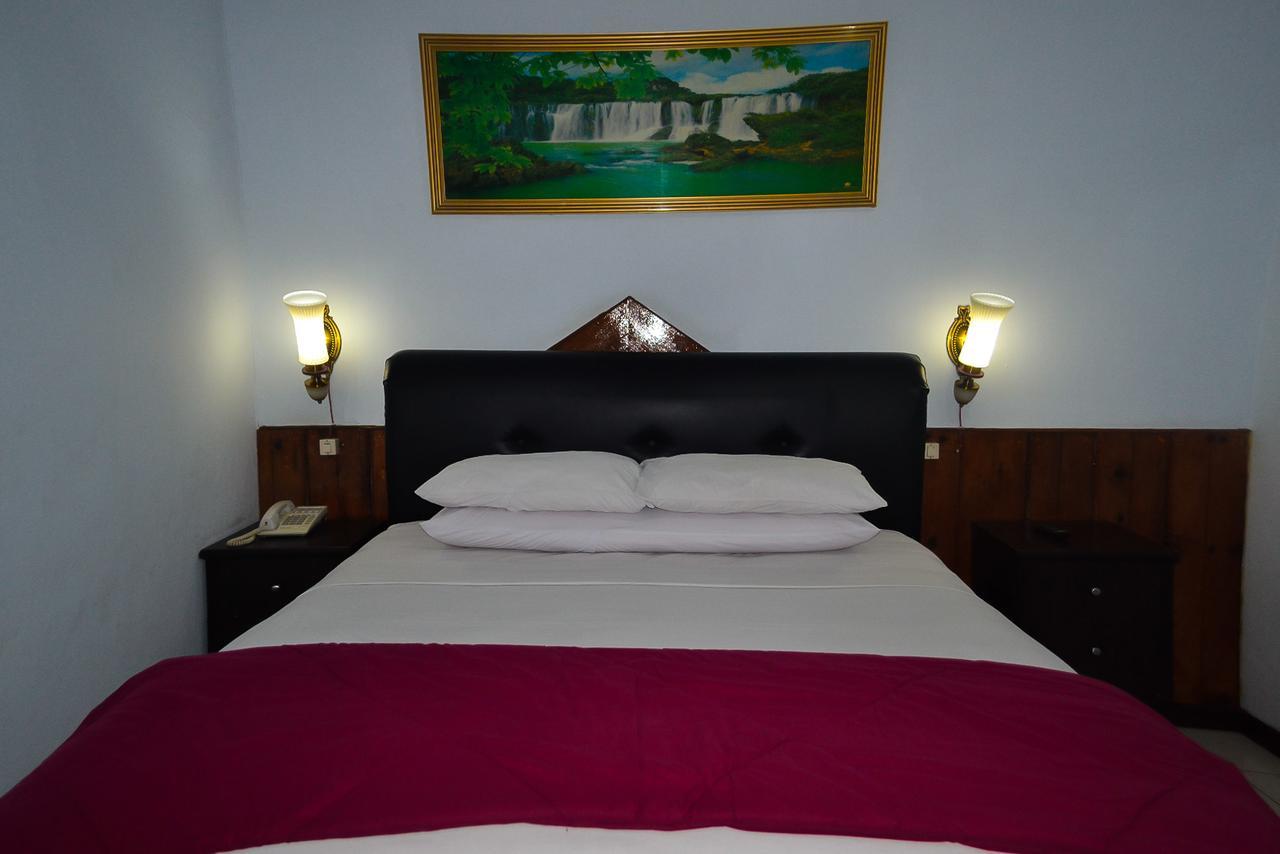 Hotel Indra Toraja Rantepao Esterno foto